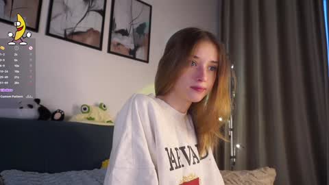 Mia online show from February 2, 1:59 am