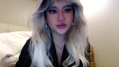 Snapshot of takemeinheaven1 chatting on March 4, 7:01 pm Lena online show from March 4, 7:01 pm