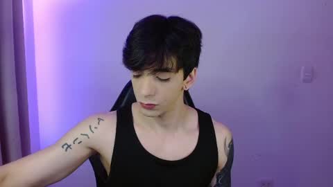 takeru___ online show from April 28, 12:09 am