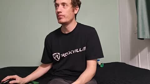 Snapshot of takkm chatting on February 18, 11:01 pm Takkm online show from February 18, 11:01 pm