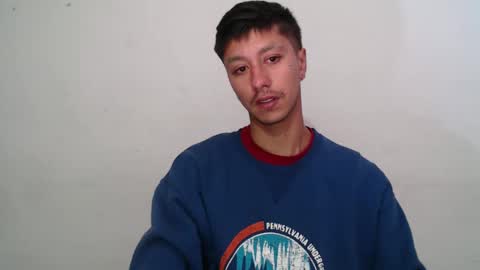 Snapshot of talhi_ chatting on December 11, 4:07 am talhi_ online show from December 11, 4:07 am