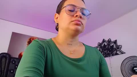 Snapshot of taliana36 chatting on November 4, 12:26 pm taliana36 online show from November 4, 12:26 pm