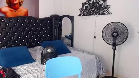 Snapshot of taliana36 chatting on November 7, 12:16 pm taliana36 online show from November 7, 12:16 pm