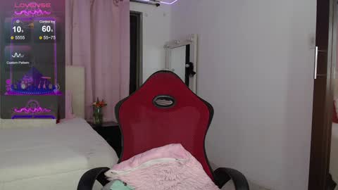 taliana  modelo independiente online show from December 14, 12:55 am