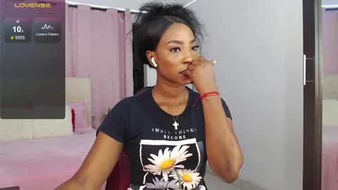 taliana  modelo independiente online show from December 25, 2:14 am
