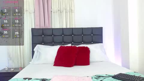 taliana  modelo independiente online show from October 26, 11:31 pm