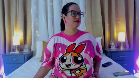 tali  online show from March 29, 7:58 pm