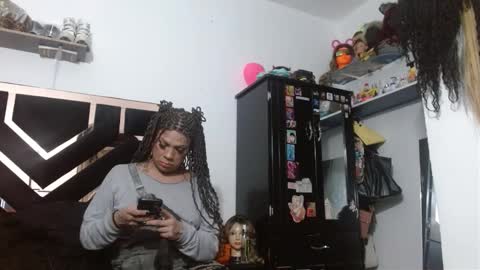 talianha online show from November 11, 8:20 pm