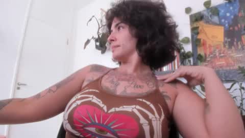 Snapshot of talimajid chatting on December 16, 12:15 am Tali Majid online show from December 16, 12:15 am