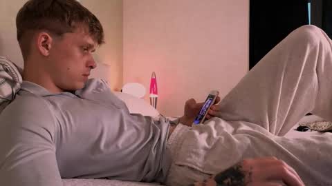 Snapshot of talkinghead7 chatting on October 18, 4:26 am Colin online show from October 18, 4:26 am