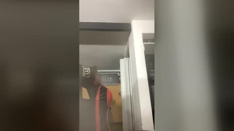 Snapshot of talktome4 chatting on February 12, 8:53 am talktome4 online show from February 12, 8:53 am