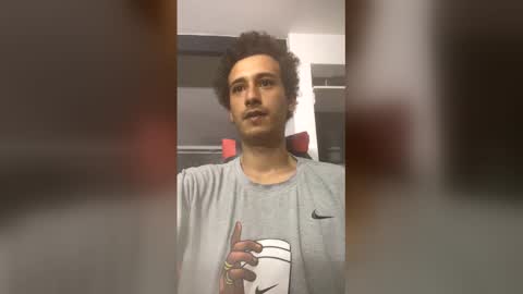 Snapshot of talktome4 chatting on February 17, 9:32 pm talktome4 online show from February 17, 9:32 pm