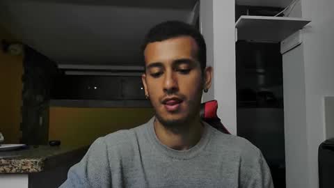 talktome4 online show from March 19, 6:39 am