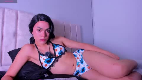 tall_sweetie online show from April 14, 6:41 am