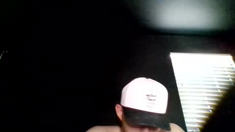 Snapshot of tallhungcloudyy chatting on July 3, 5:19 pm tallhungcloudyy online show from July 3, 5:19 pm