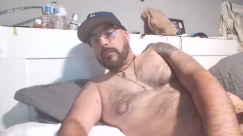 talllatino310 online show from April 21, 6:12 pm