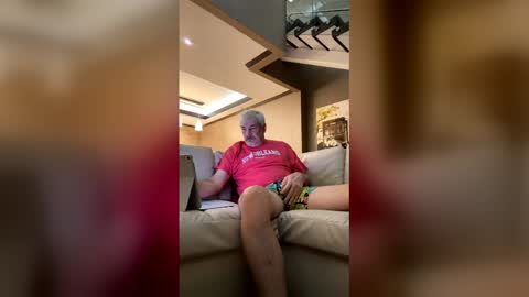 Snapshot of talltexxxan chatting on February 28, 2:12 am talltexxxan online show from February 28, 2:12 am