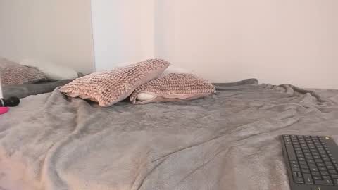 Snapshot of tallyteee chatting on February 8, 3:21 am TallyTee online show from February 8, 3:21 am