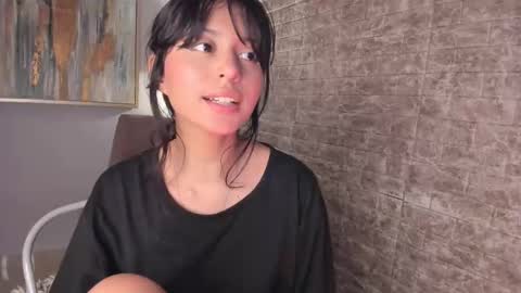 Tami  online show from March 6, 6:48 pm