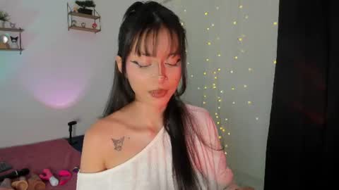 Snapshot of tamara_aluna_ chatting on July 30, 6:18 pm Tamy online show from July 30, 6:18 pm