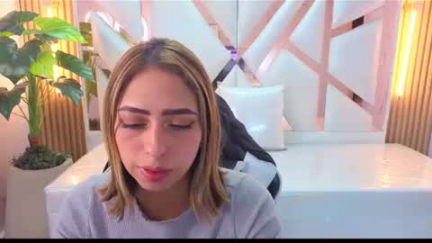 Snapshot of tamara_tp chatting on June 22, 12:24 pm Tamara online show from June 22, 12:24 pm