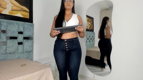 tamaraa online show from October 16, 12:17 pm