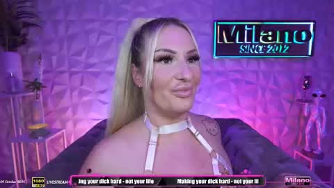 TamaraMilano online show from October 9, 8:23 am