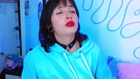 Snapshot of tamararoar chatting on December 4, 10:07 pm Tamara online show from December 4, 10:07 pm