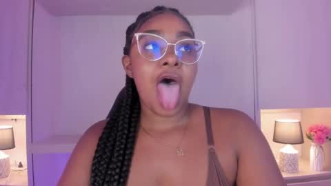 Tami online show from October 8, 9:56 pm