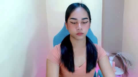 Snapshot of tamera_cummer0969 chatting on May 26, 12:39 am tamera_cummer0969 online show from May 26, 12:39 am