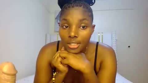 tamia online show from November 19, 1:38 am