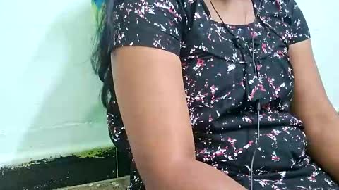 Snapshot of tamilangelqueen chatting on September 24, 5:38 pm tamilangelqueen online show from September 24, 5:38 pm