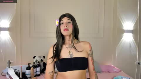 Tammy  online show from April 12, 7:13 am