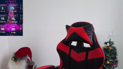 tammy  online show from December 10, 3:55 pm