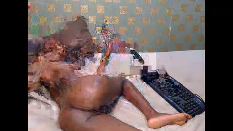 Snapshot of tamsyn_1 chatting on February 1, 2:56 pm tamsyn_1 online show from February 1, 2:56 pm