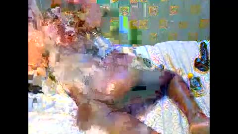 Snapshot of tamsyn_1 chatting on February 12, 11:29 am tamsyn_1 online show from February 12, 11:29 am