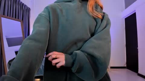 Tamy  online show from December 5, 8:27 pm