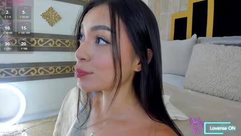 Snapshot of tamy_honey chatting on February 13, 10:11 pm Tamy online show from February 13, 10:11 pm