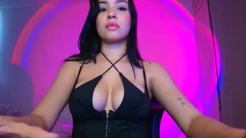 Snapshot of tana_lux chatting on July 20, 10:12 pm Aytana online show from July 20, 10:12 pm