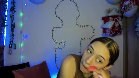 tania06 online show from December 15, 1:04 pm