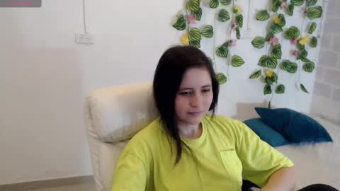 Tania  online show from October 6, 4:15 pm