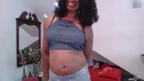 Snapshot of tanialopaz chatting on March 8, 5:07 am TaniaBitch online show from March 8, 5:07 am