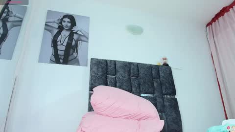 Tania online show from April 14, 9:04 am