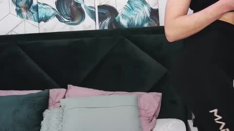 Snapshot of taniyagrey chatting on February 14, 11:31 am tanyaGrey online show from February 14, 11:31 am