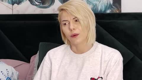 Snapshot of taniyagrey chatting on February 9, 6:39 am tanyaGrey online show from February 9, 6:39 am