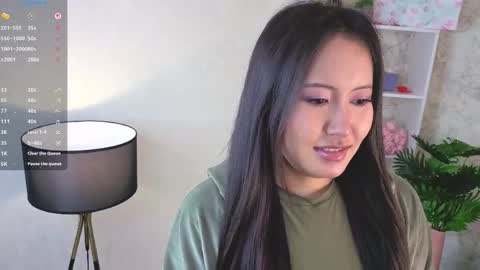 Snapshot of tanjatamburrino chatting on May 30, 4:37 pm Hello Im Lilly online show from May 30, 4:37 pm