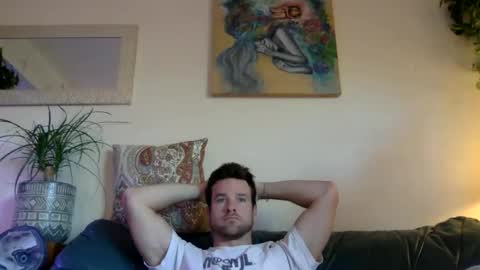 Dr. Love online show from January 1, 3:14 pm