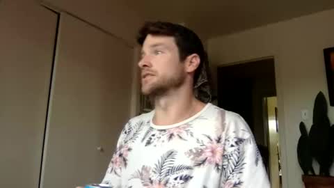 Dr. Love online show from April 16, 2:18 pm