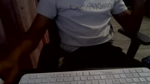 Snapshot of tarantino971 chatting on March 2, 4:58 am tarantino971 online show from March 2, 4:58 am