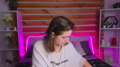 Tara online show from September 13, 2:22 am